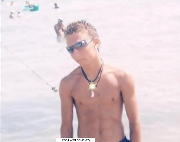 vreau admin - nick de cand joci cs:4 ani cate oere de joc ai pe - Cereri Admin\Slot